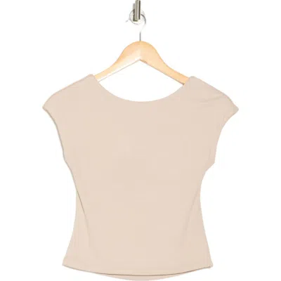 Elodie Cap Sleeve Low Back T-shirt In Taupe