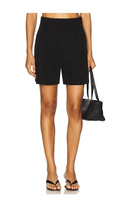Elodie The Label Daniella Shorts In 黑色