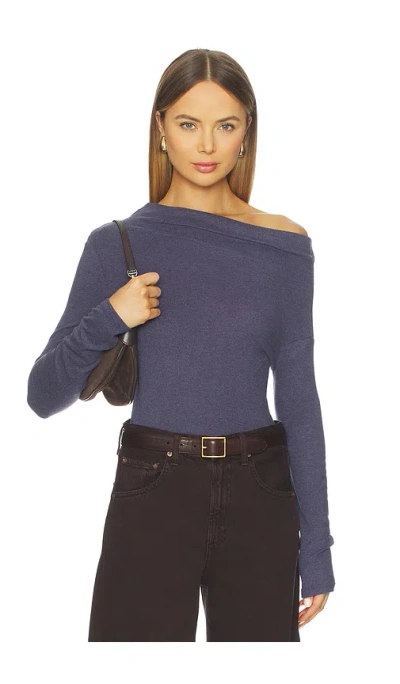 Elodie The Label Emma Ä¸šè£… Â€“ È“�è‰². Å°ºç � L (also Â€“ M, S, Xl, Xs). In Blue