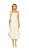 Elodie Vera Off Shoulder Dress In 淡褐色