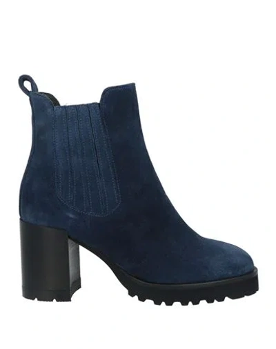 Elvio Zanon Woman Ankle Boots Blue Size 7 Leather In Blue