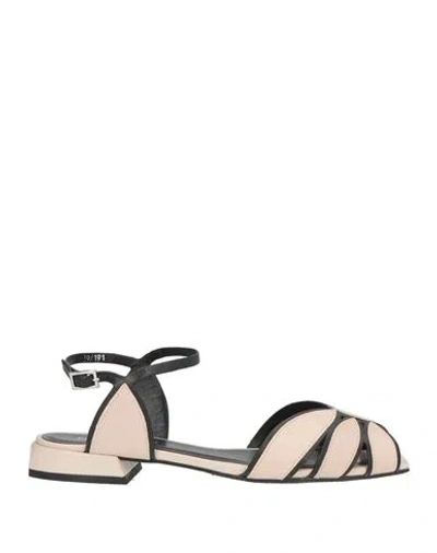 Elvio Zanon Woman Sandals Beige Size 9 Soft Leather In Neutral