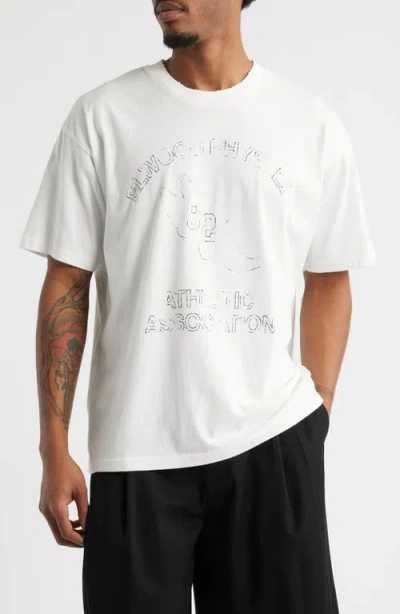 Elwood Athletic Distressed Logo Cotton Graphic T-shirt In Vintage White