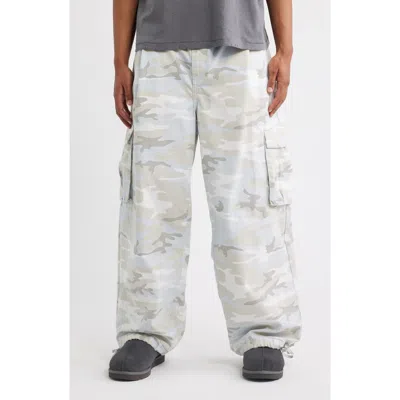 Elwood Baggy Camo Pants In White