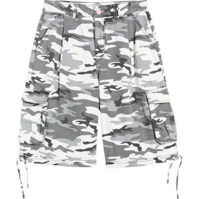 Elwood Baggy Camo Shorts In Snow Camo