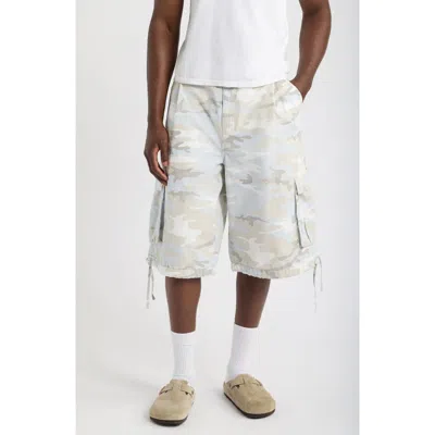 Elwood Baggy Camo Shorts In White
