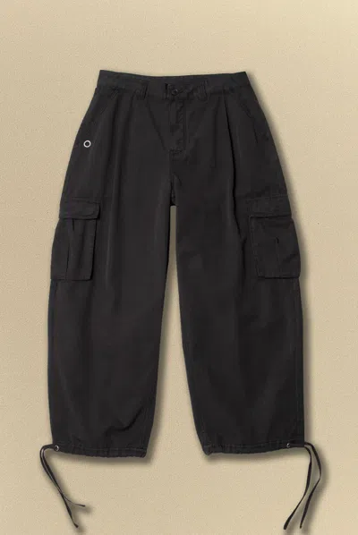 Elwood Baggy Cargo Pant In Black