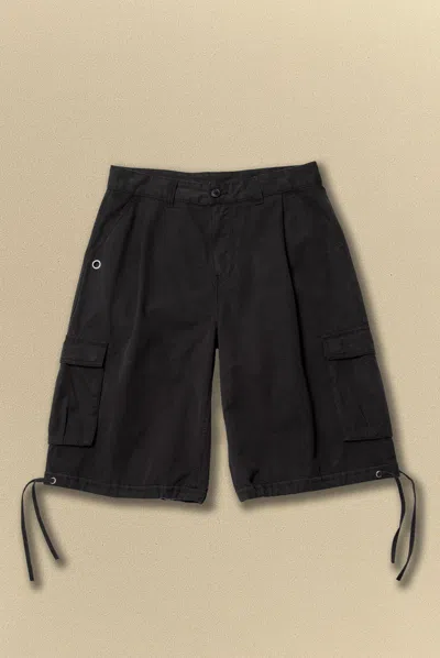 Elwood Baggy Cargo Short In Black