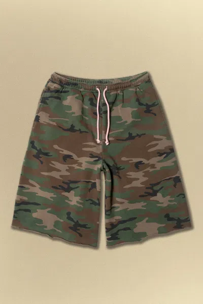Elwood Baggy Raw Edge Short In Brown