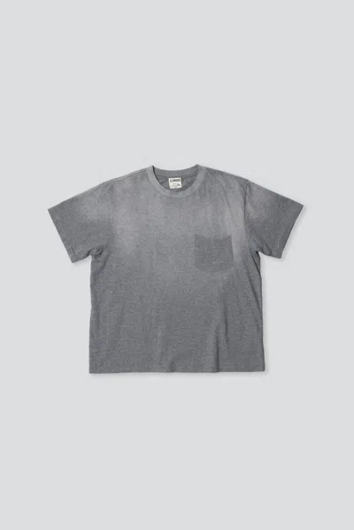Elwood Core Distressed Vintage Tee In Dark Ash Grey