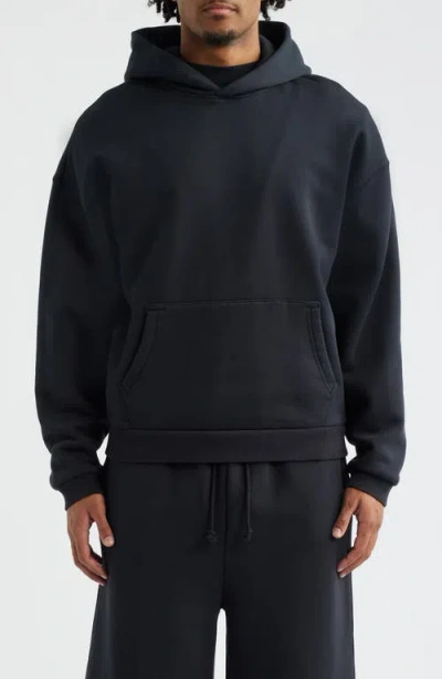Elwood Core Hoodie In Multi