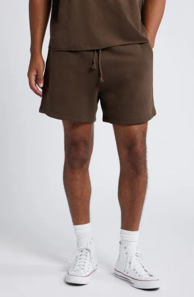 Elwood Core Organic Cotton Brushed Terry Sweat Shorts In Brown