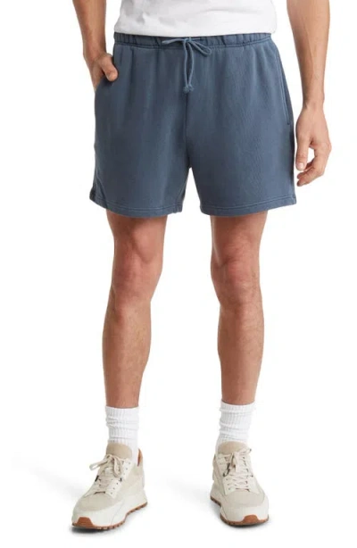 Elwood Core Organic Cotton Brushed Terry Sweat Shorts In Blue