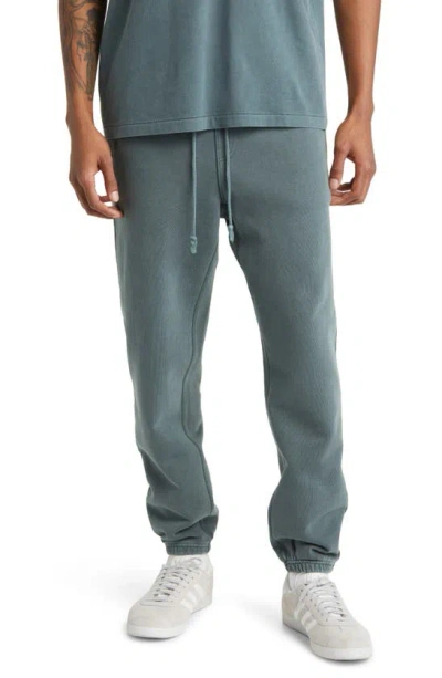 Elwood Core Organic Cotton Brushed Terry Sweatpants In Vintage Cobalt