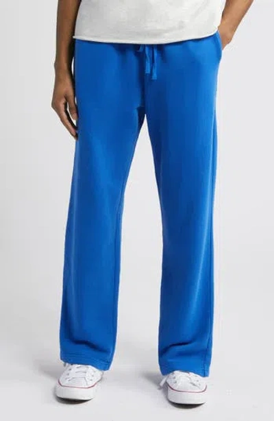Elwood Core Organic Cotton Straight Leg Sweatpants In Blue