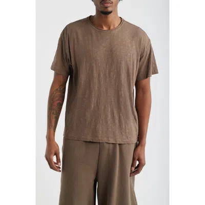 Elwood Core Oversize Cotton Jersey T-shirt In Brown