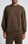 Elwood Core Oversize Crewneck Sweatshirt In Brown