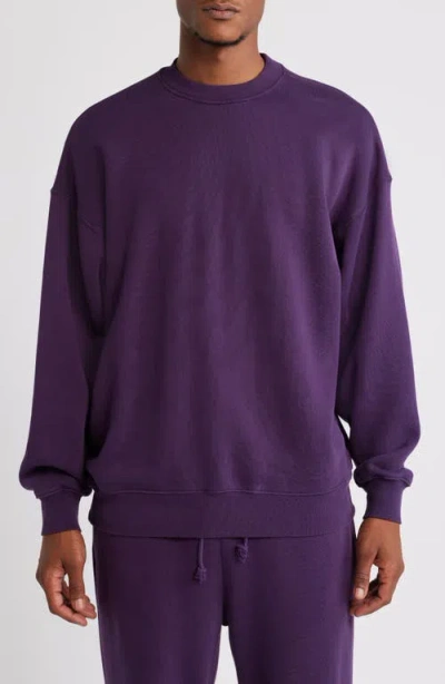 Elwood Core Oversize Crewneck Sweatshirt In Vintage Grape