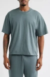 Elwood Core Oversize Crop Cotton T-shirt In Green