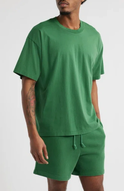 Elwood Core Oversize Organic Cotton Jersey T-shirt In Green