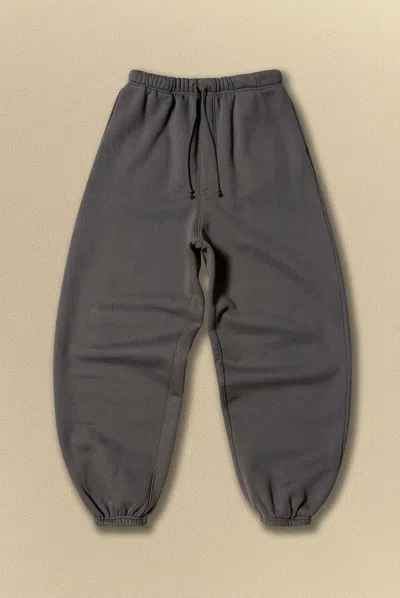 Elwood Core Sweatpant In Blue