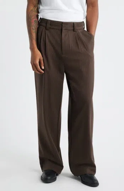Elwood Courtyard Pants In Brown