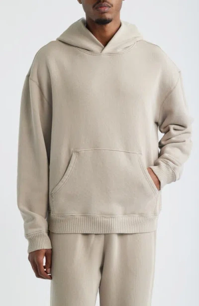 Elwood Organic Cotton Hoodie In Neutral