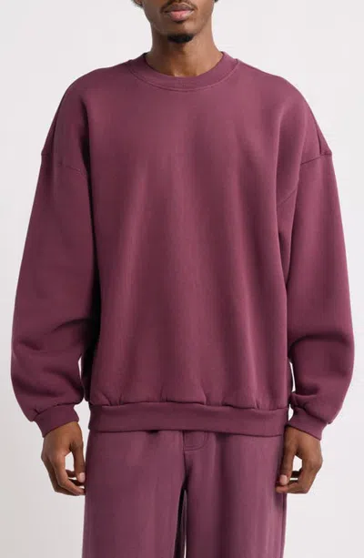 Elwood Oversize Core Crewneck Sweatshirt In Maroon