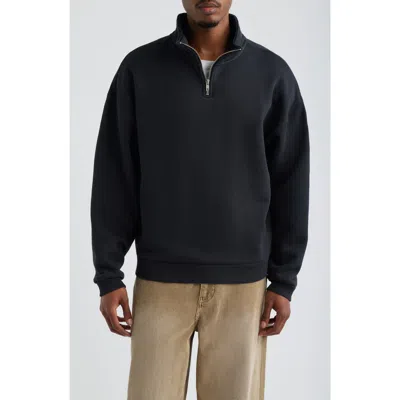 Elwood Oversize Core Quarter Zip Sweatshirt In Black
