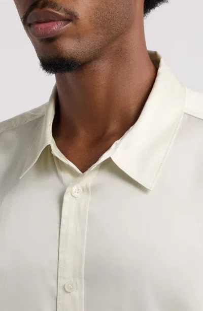 Elwood Short Sleeve Satin Button-up Shirt In Champagne