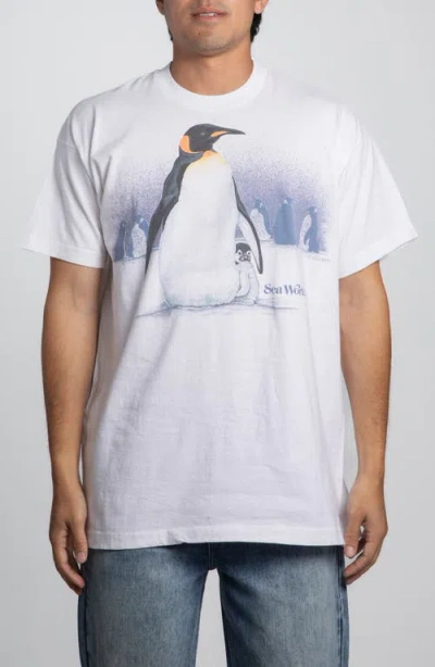 Elwood Vintage '92 Seaworld Penguins Tee In Animal Print