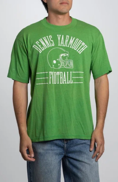 Elwood Vintage Dennis Yarmouth Football Tee In Green
