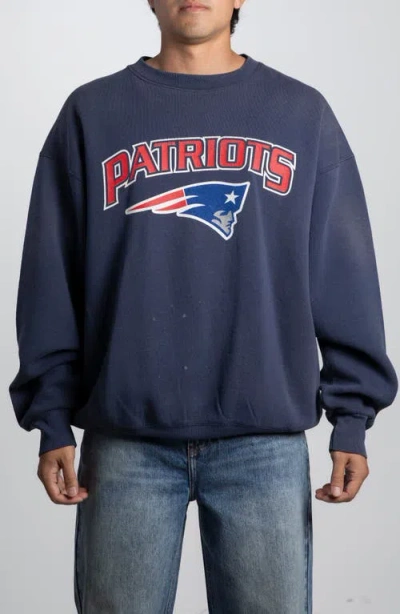 Elwood Vintage Patriots Crewneck Sweatshirt In Blue