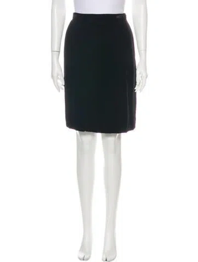 Pre-owned Emanuel Ungaro Knee-length Skirt In Black