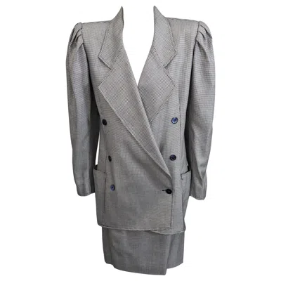 Pre-owned Emanuel Ungaro Ungaro Wool Houndstooth Strong Shoulder Suit In Gray