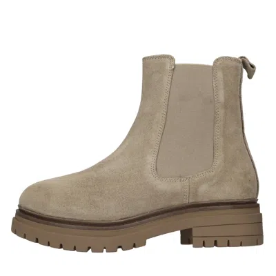 Emanuélle Vee Emanuelle Vee Boots In Beige Chari