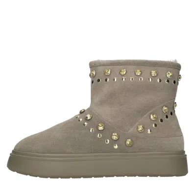 Emanuélle Vee Emanuelle Vee Boots In Beige Chari
