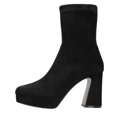 Emanuélle Vee Emanuelle Vee Boots In Black