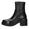 Emanuélle Vee Emanuelle Vee Boots In Black