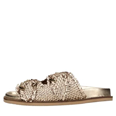 Emanuélle Vee Emanuelle Vee Sandals In Oro Metallici E Grigi