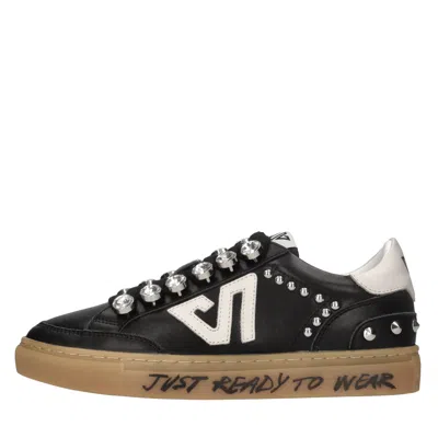 Emanuélle Vee Emanuelle Vee Sneakers In Nero Scuri