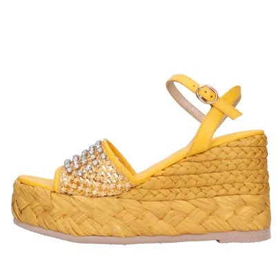 Emanuélle Vee Emanuelle Vee With Heel Yellow In Giallo Vivaci