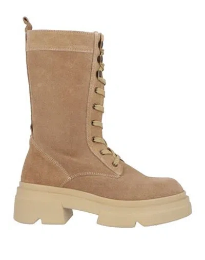 Emanuélle Vee Woman Ankle Boots Beige Size 6 Leather In Brown