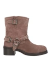 Emanuélle Vee Woman Ankle Boots Khaki Size 8 Leather