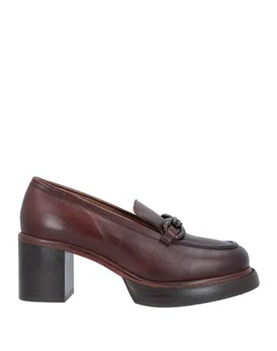 Emanuélle Vee Woman Loafers Brown Size 8 Soft Leather
