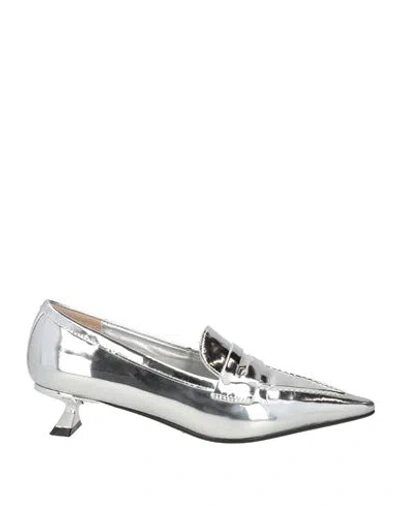 Emanuélle Vee Woman Loafers Silver Size 8 Leather