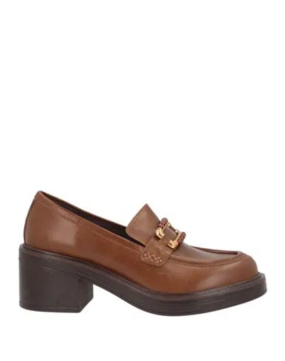 Emanuélle Vee Woman Loafers Tan Size 9 Leather In Brown