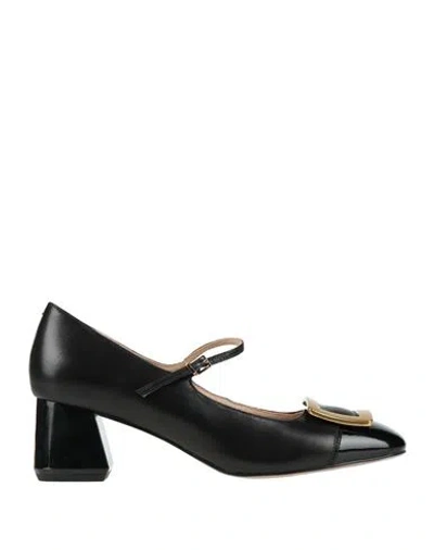Emanuélle Vee Woman Pumps Black Size 7 Leather