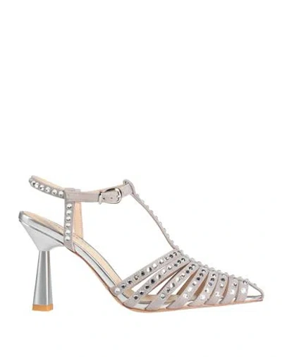 Emanuélle Vee Woman Pumps Light Grey Size 9 Leather In Gold