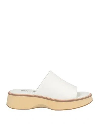 Emanuélle Vee Woman Sandals Off White Size 8 Leather